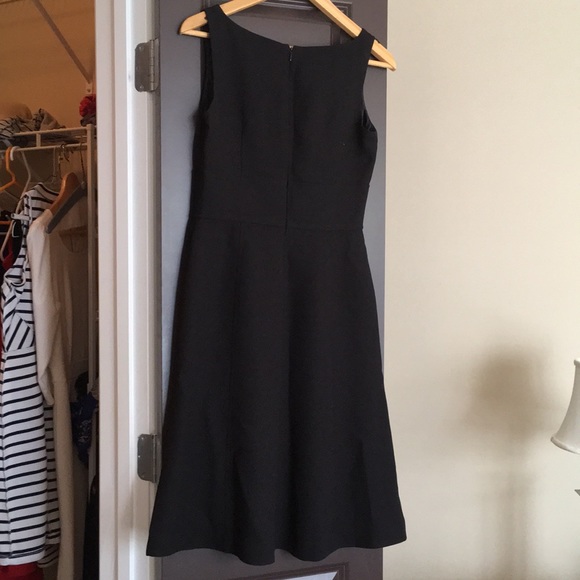 Ann Taylor 3/4 length dress with flare at bottom - Picture 2 of 4